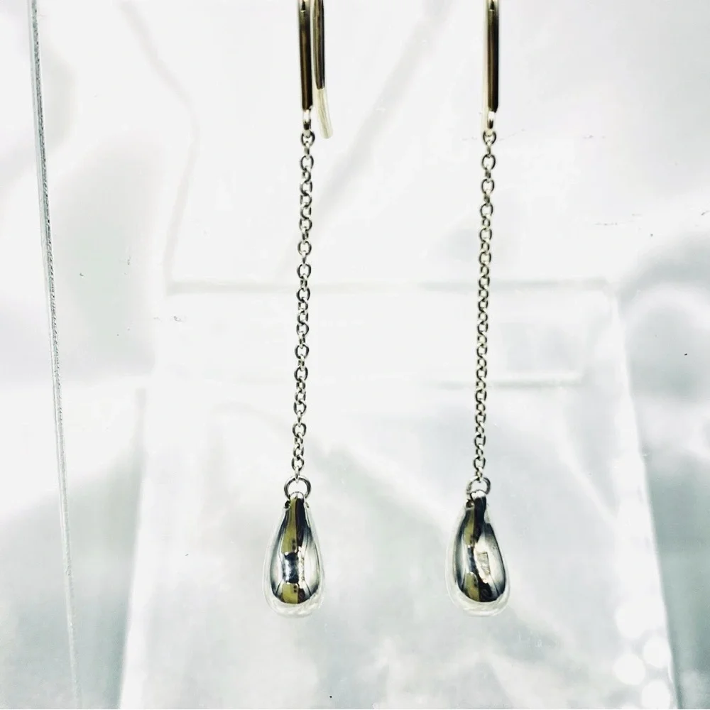 Tiffany & Co 💯% Auth Vintage Teardrop Chain Danglers w/Pouch ✨925 Sterling✨EUC✨ - Picture 4 of 8